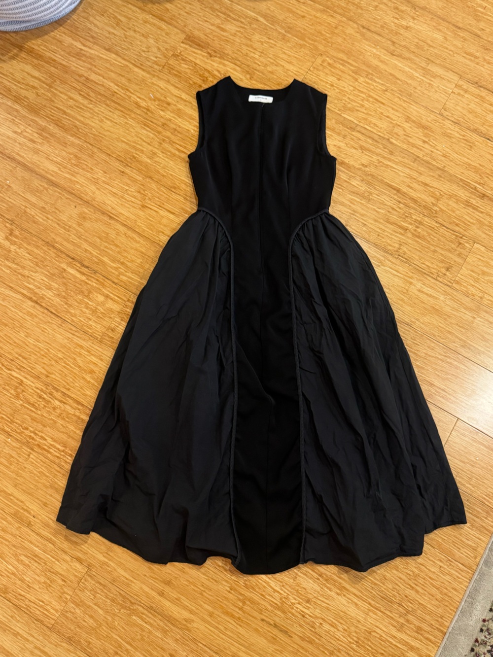 Commense Black cotton blend zip up sleeveless midi dress
